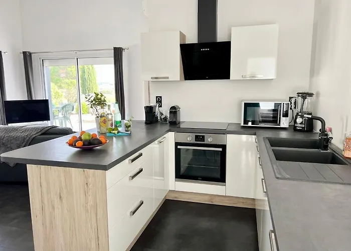 度假居 Modern Comfort In Minervois Pouzols-Minervois